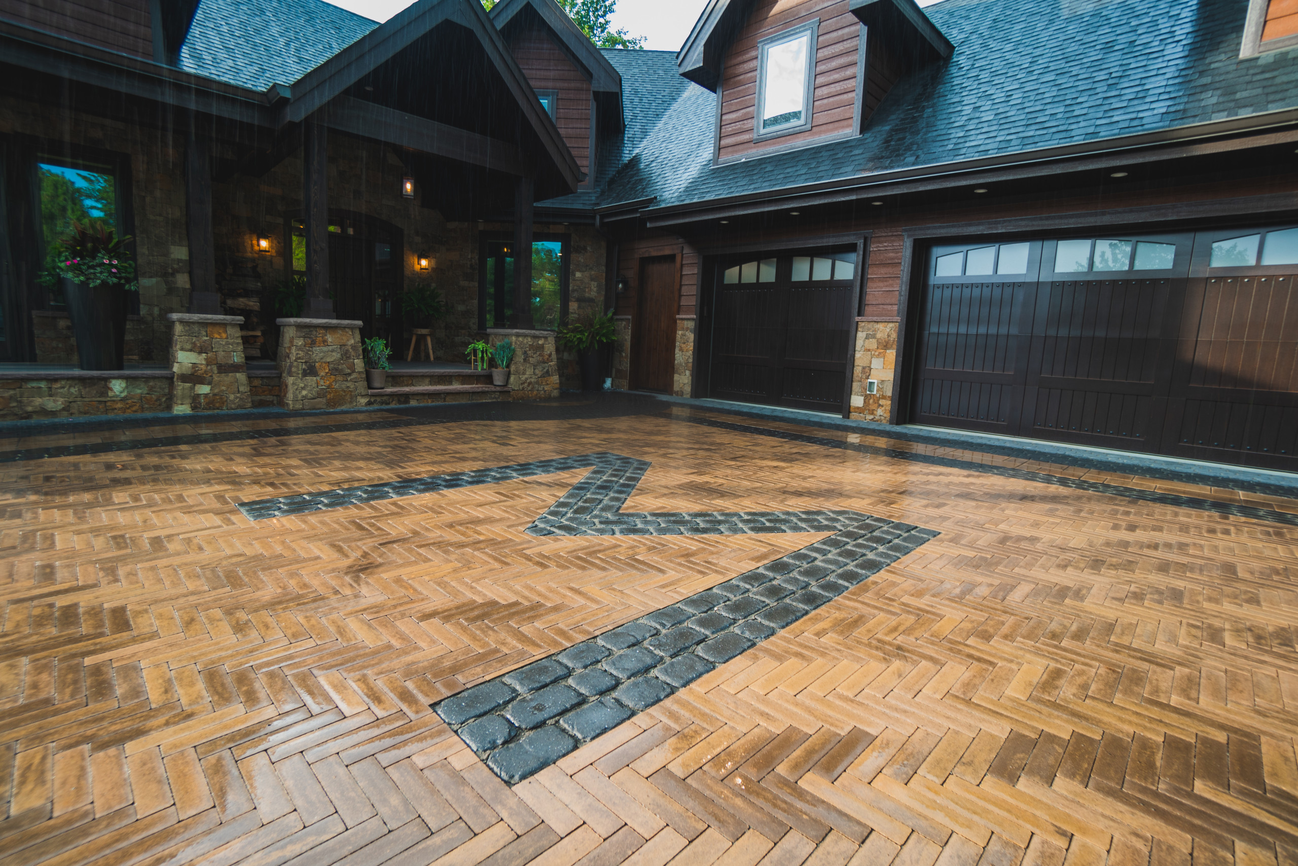 Award Winning Driveway Courtyard