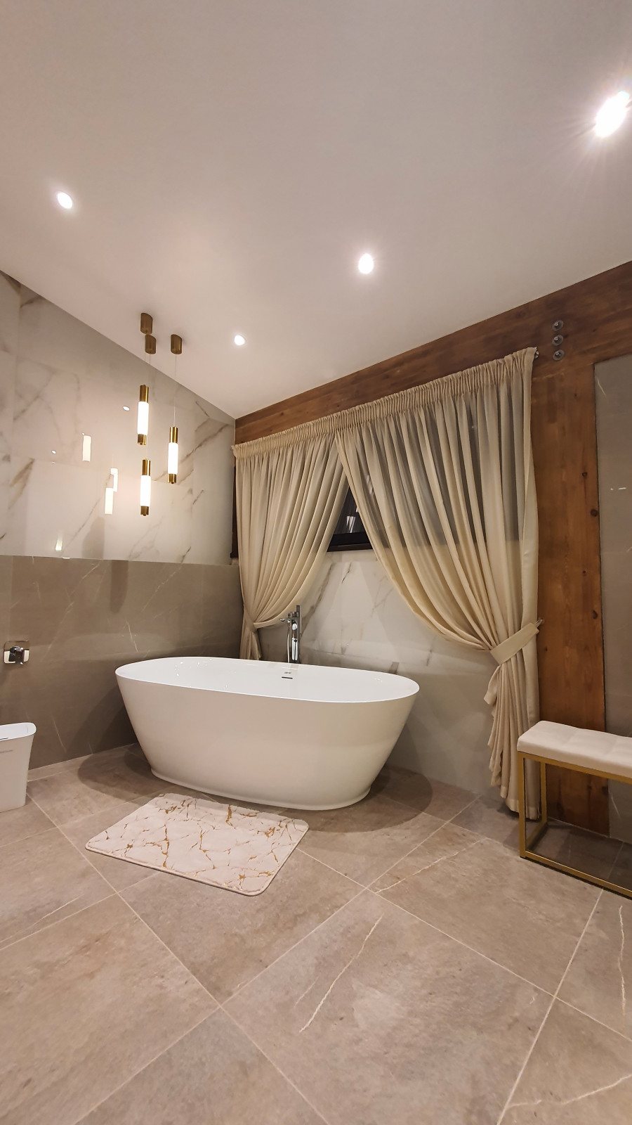 Шторы в ванной комнате