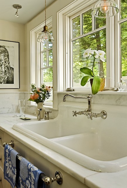 Which Faucet Goes With A Farmhouse Sink, Farm Sink Faucet