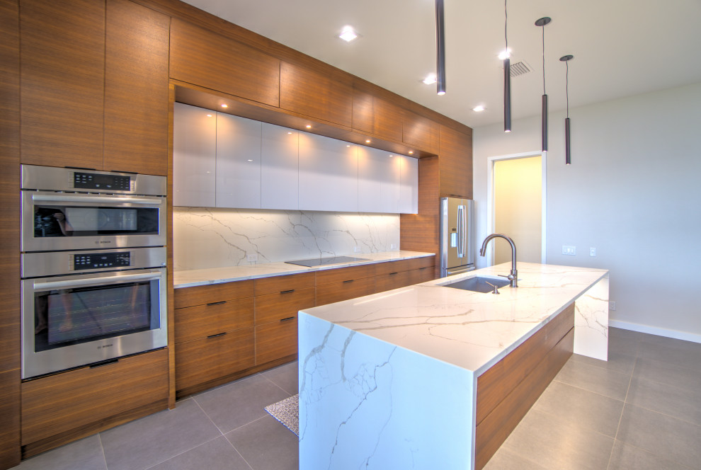 Custom Home - Lake Santa Fe, FL