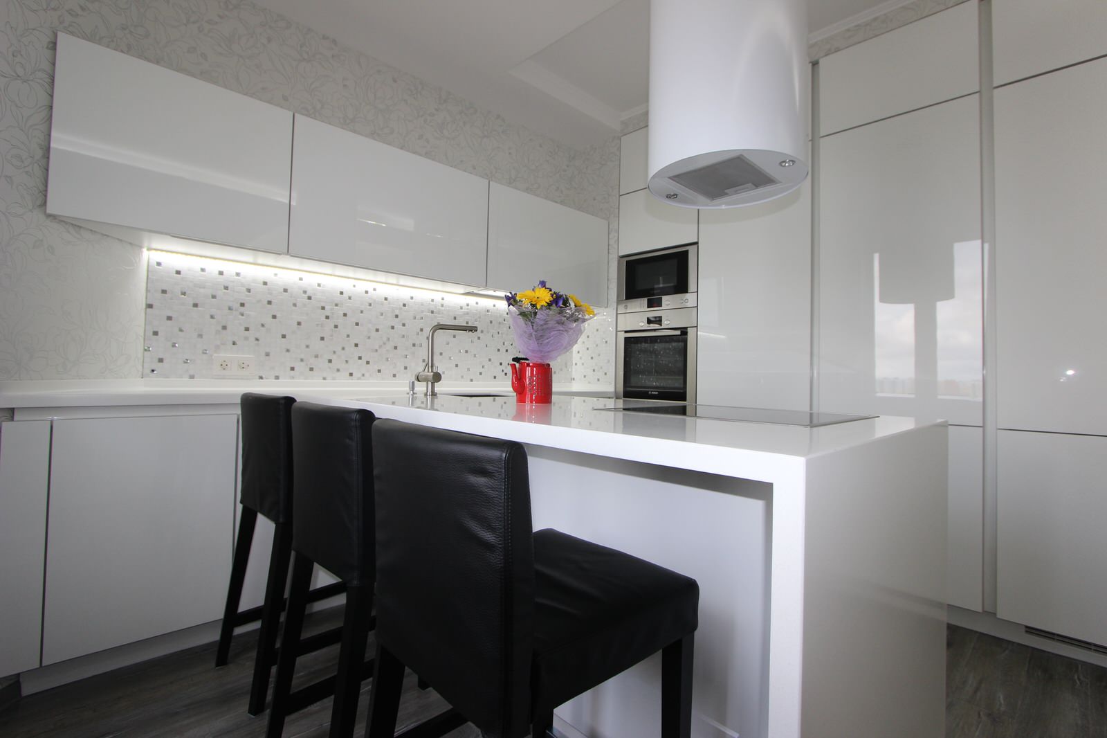 Кухня для студии, "Белый лотос"