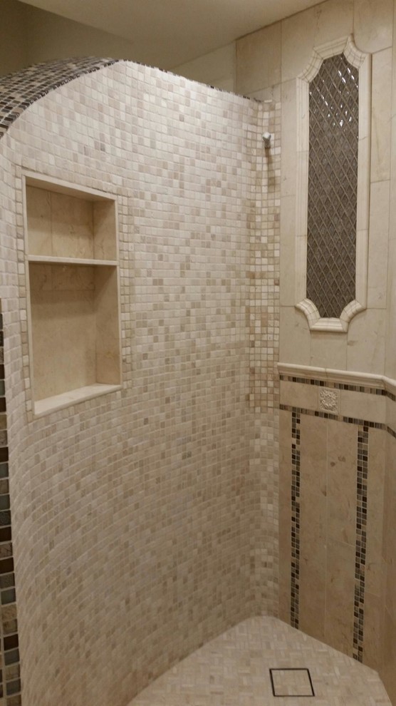 Inspiration for a transitional home design remodel in Orange County
