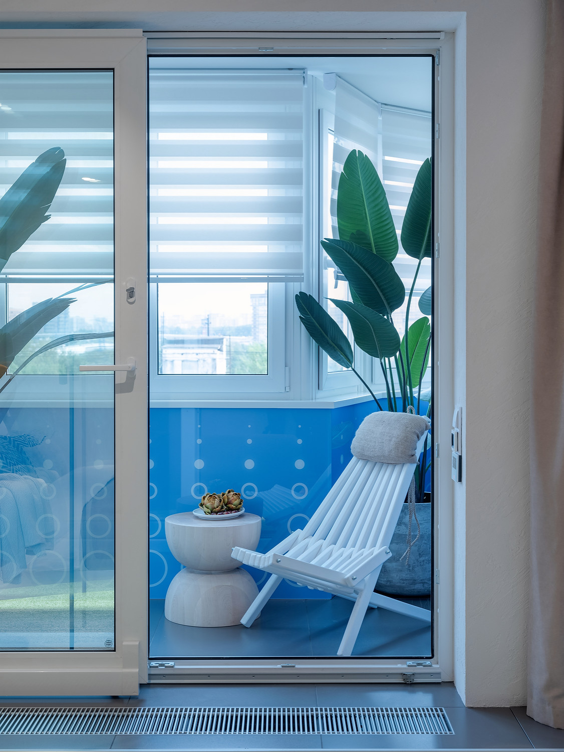 Раздвижные двери вместо классического балконного блока