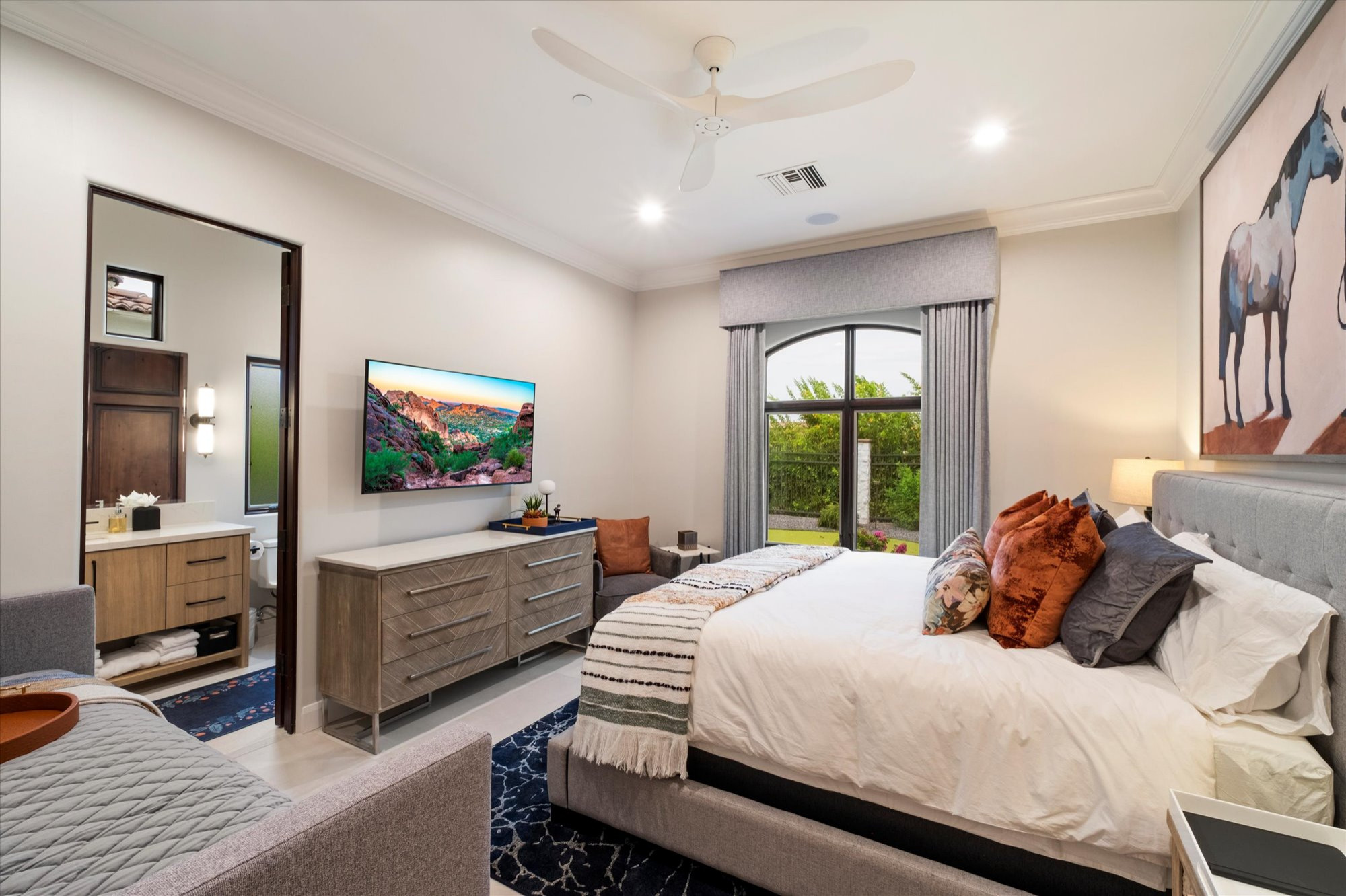 Paradise Valley Update Private Oasis