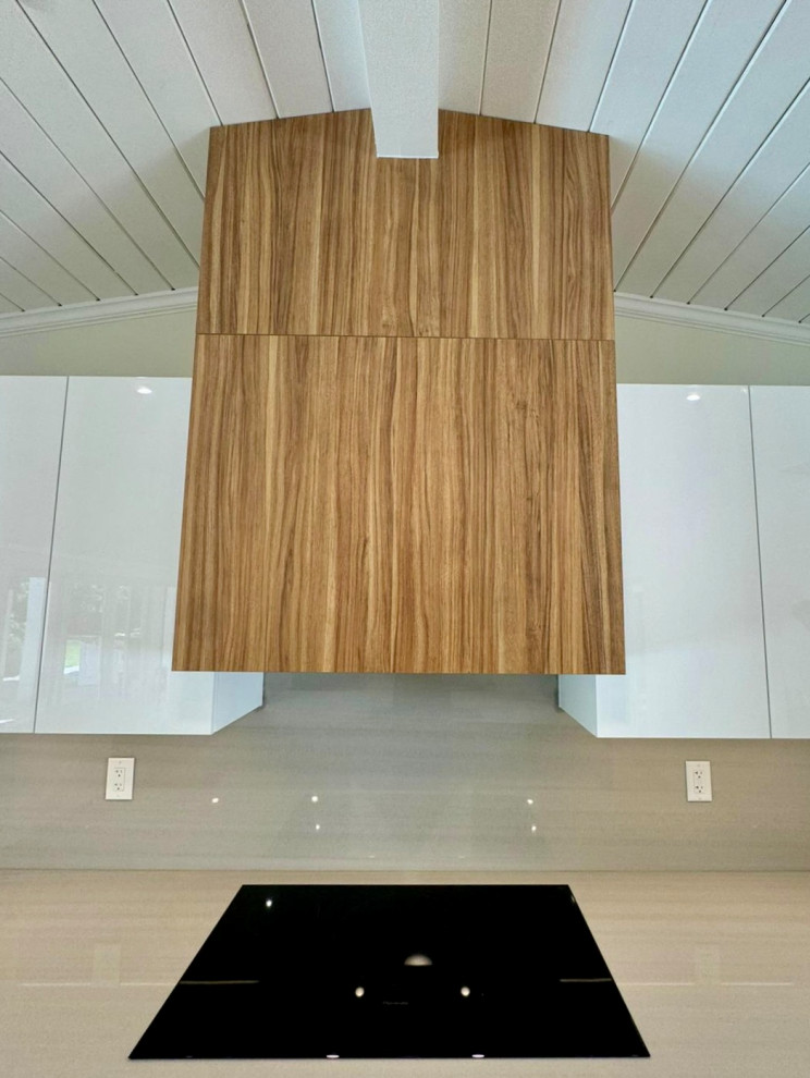Pinecrest Open Kitchen & Family Space