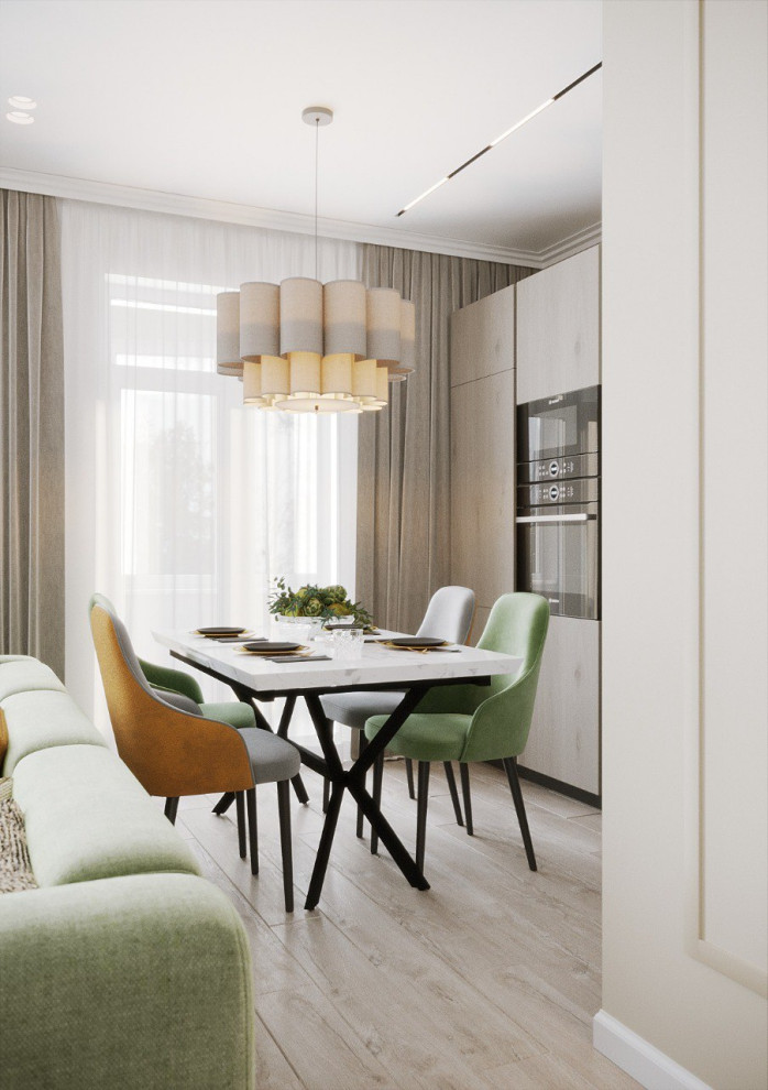 Яркий дизайн кухни-гостиной для молодой семьи