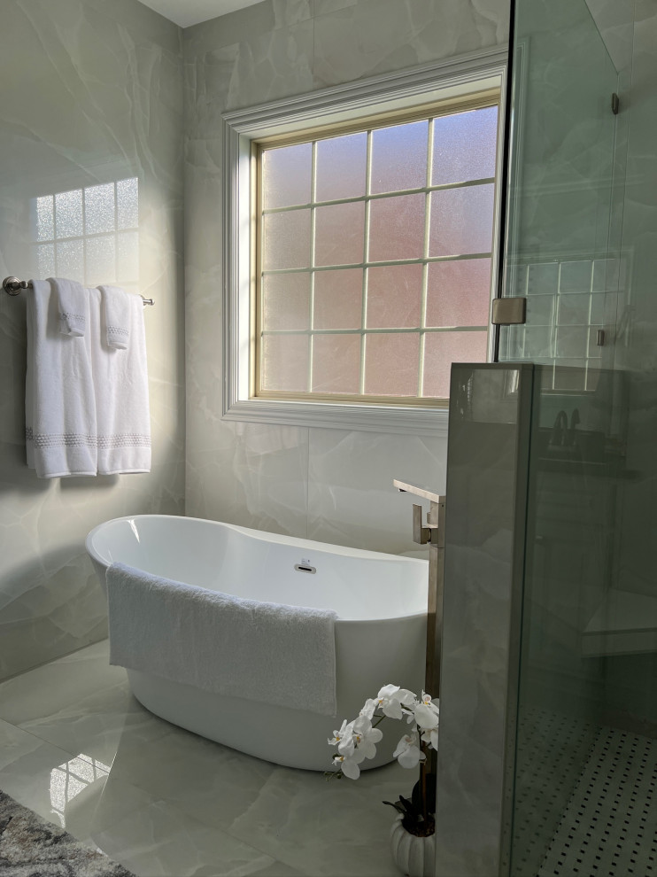Elegant Fairvue Bathroom