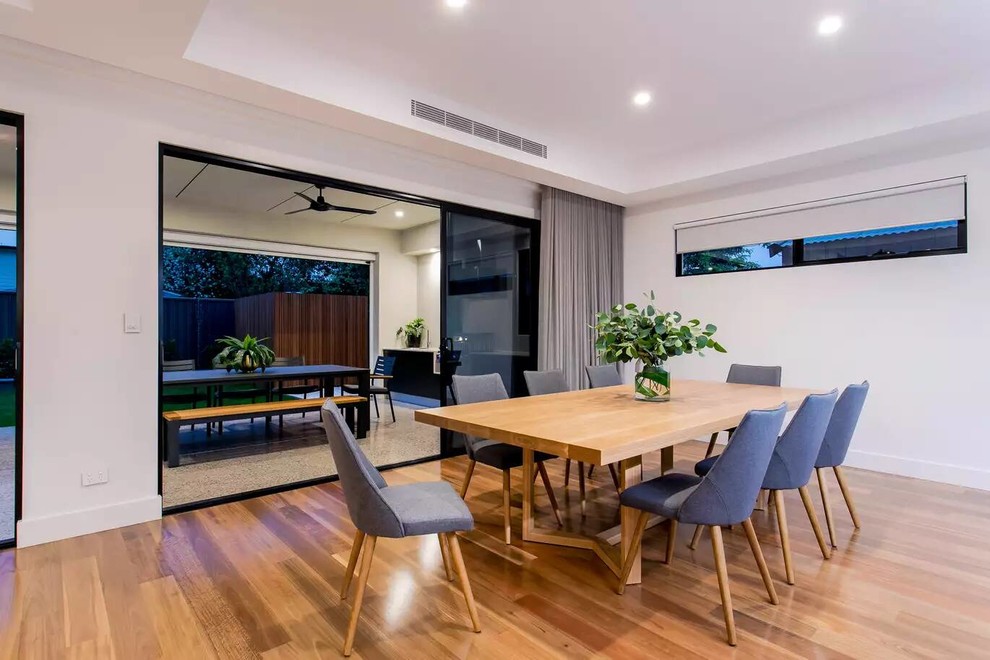Design ideas for a modern dining room in Adelaide.