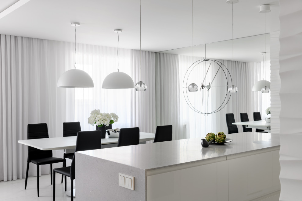 Стильная черно-белая квартира в Новосибирске