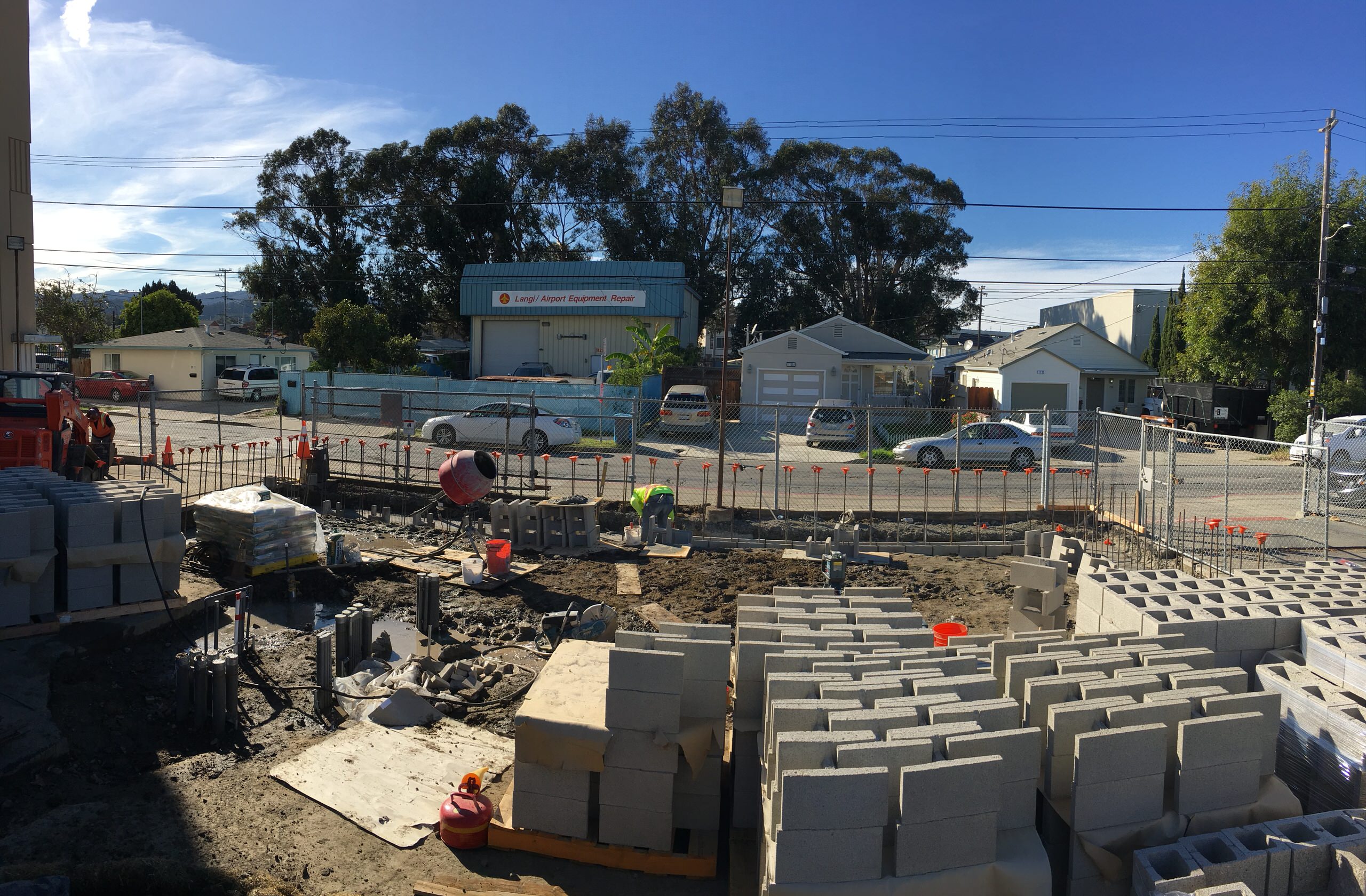 AT&T Bloom Energy Block Wall
