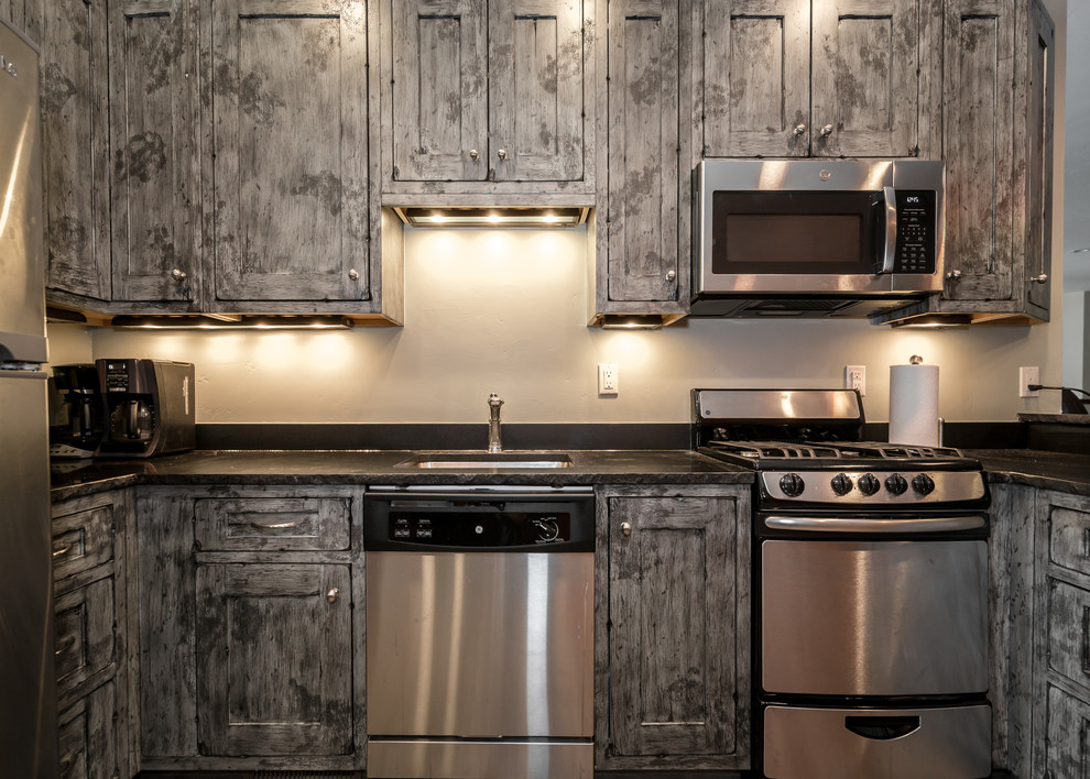 Inspiration for a transitional kitchen remodel in Denver