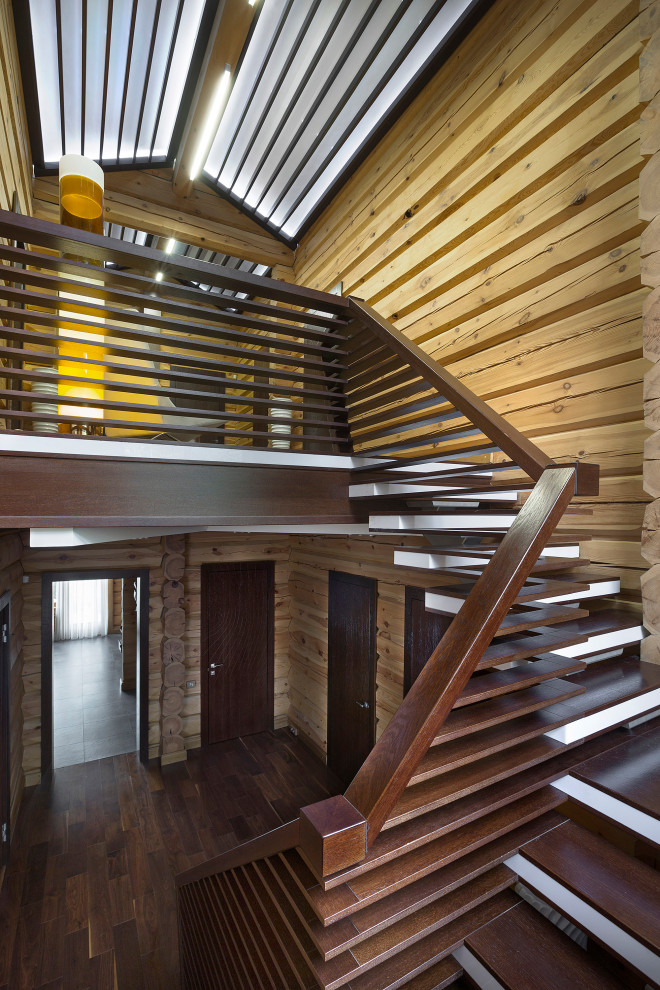 Дом под соснами