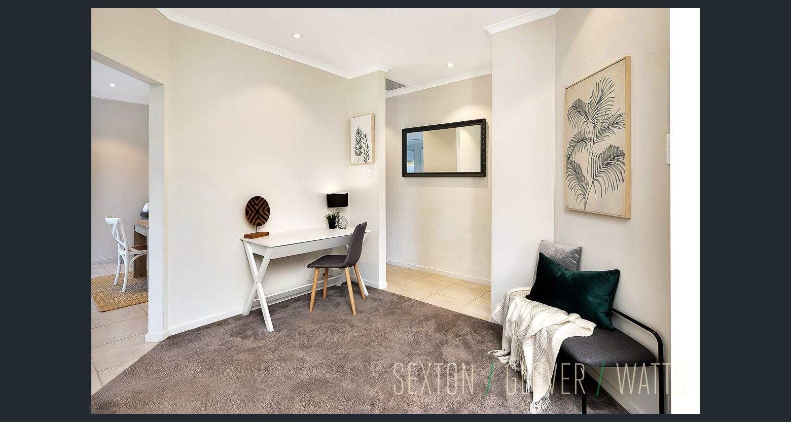 16 MacQuarie Parade, Meadows