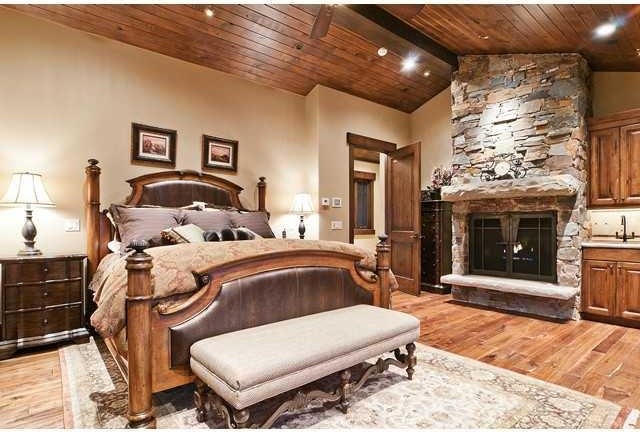 Rustic Mountain Traditional at Red Cloud - Master Bedroom - Rustic