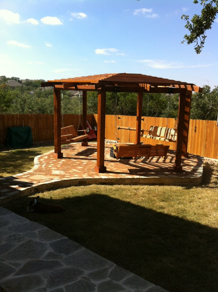 Inspiration for a transitional home design remodel in Austin