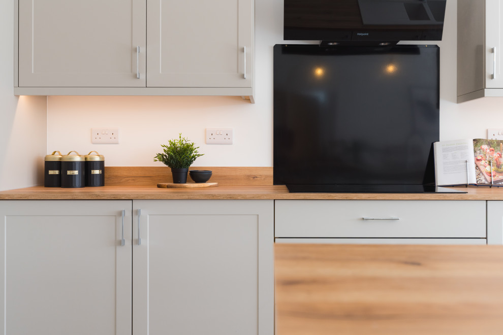 Holly Road - New Build - Stage to Sell