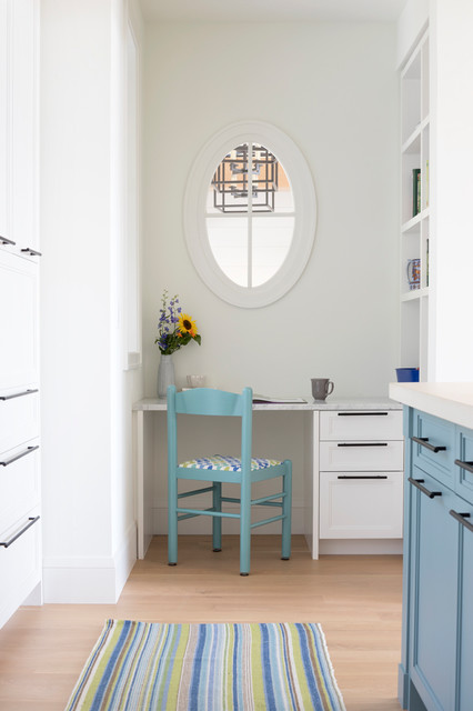 Whimsy Cottage bord-de-mer-bureau-a-domicile
