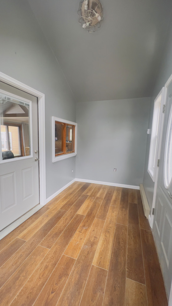 Entry / Mudroom
