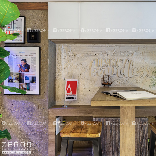2 Parallel Walls modern-arbeitszimmer