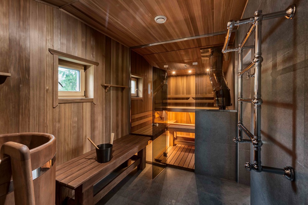 This is an example of a country bathroom in Saint Petersburg with with a sauna.