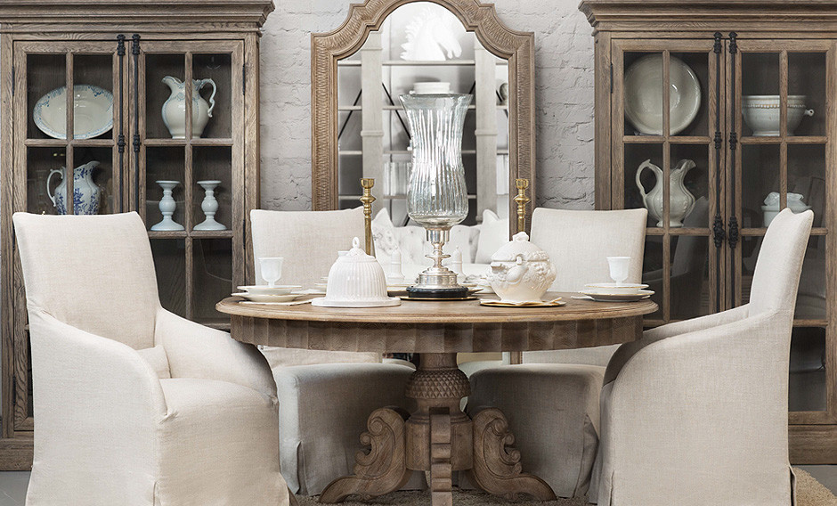 Столовая French Round Dining