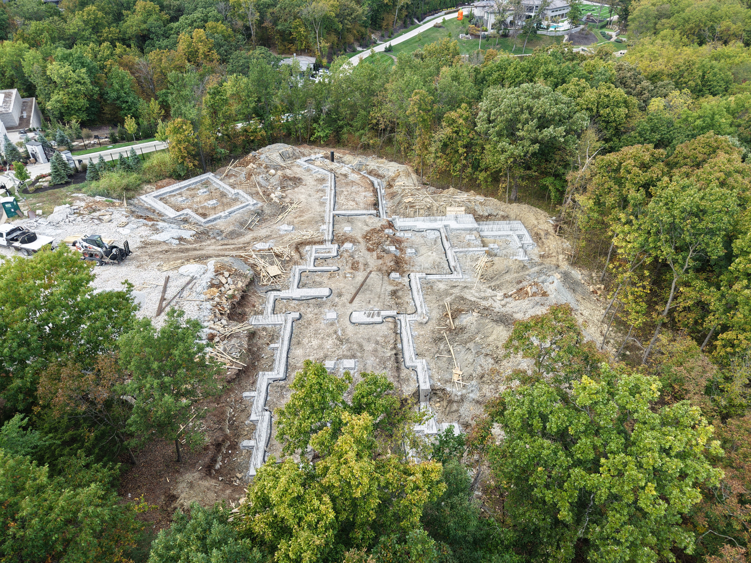 Loch Lloyd Custom Build