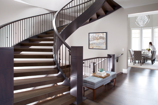 Mount Royal clasico-renovado-escalera