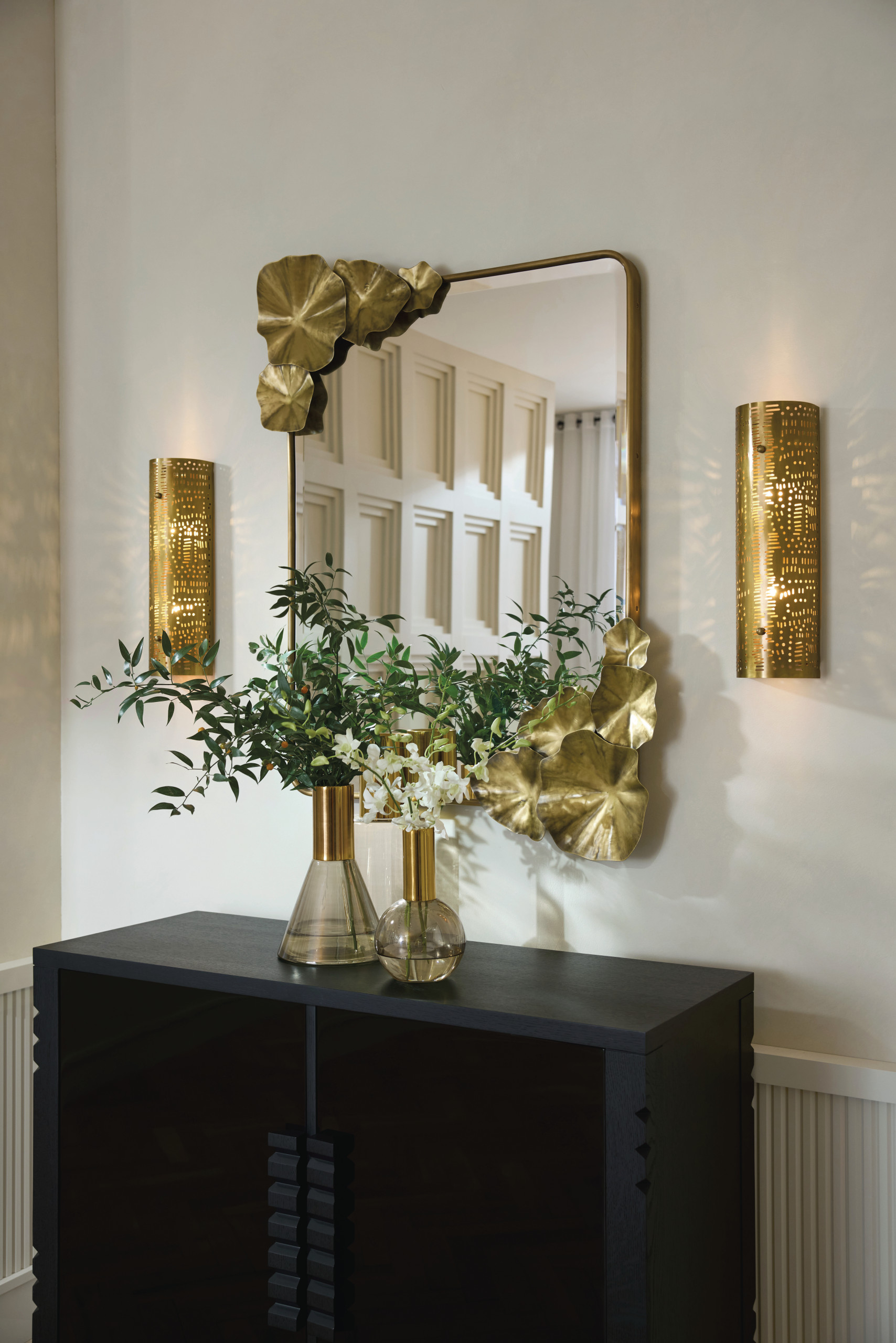 8 Decorative Lighting Trends to Know for 2025, image size:1708x2560