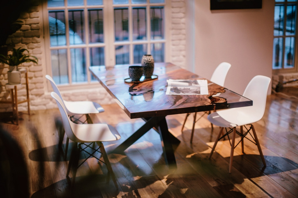 Мебель,декор из окаменелого дерева