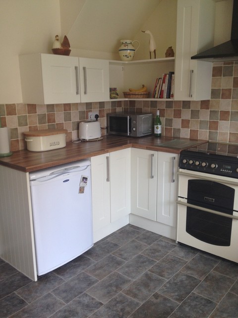 Mrs D in Wootton traditional-kitchen