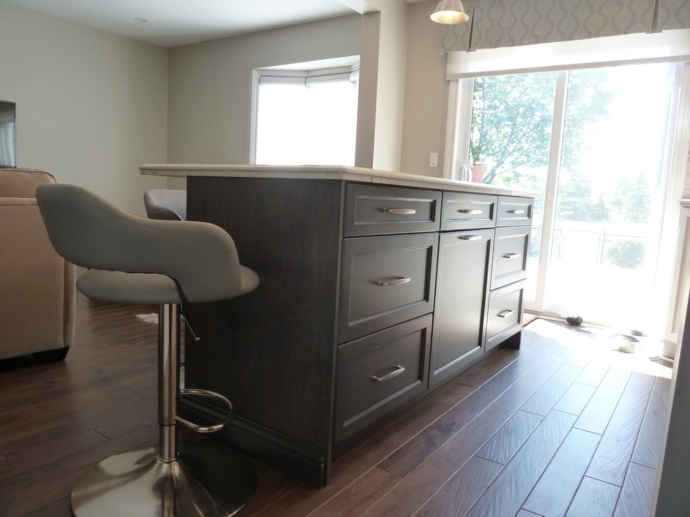 Home design - transitional home design idea in Toronto
