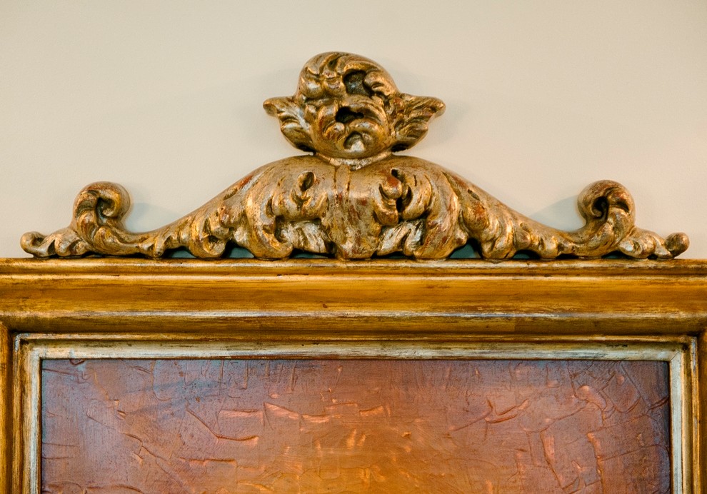 Современная интерпретация сюрреализма. Антикварная рама, Италия 130 лет