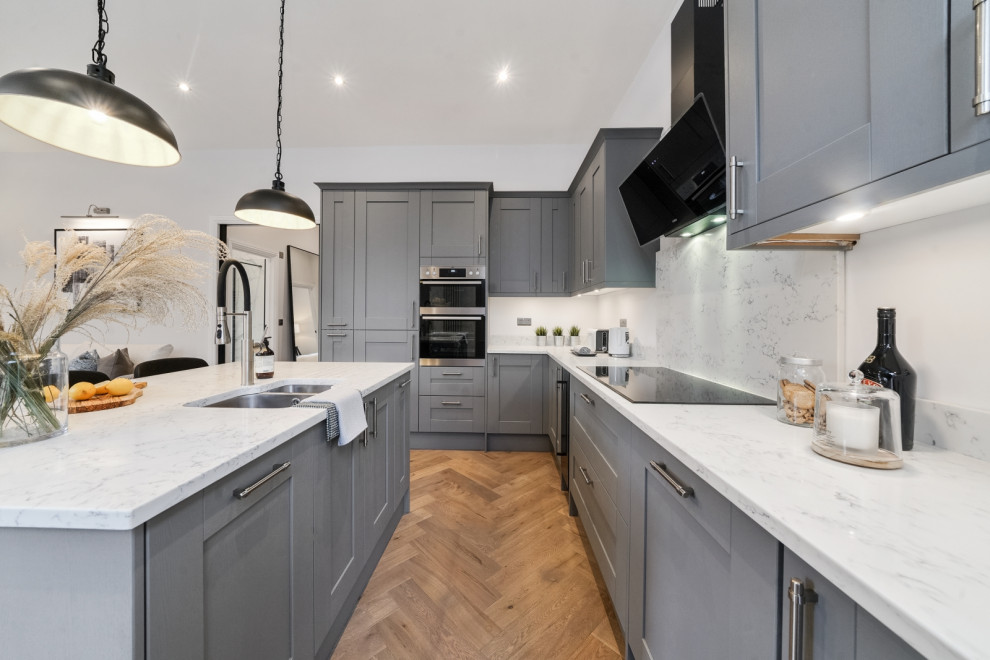Kitchen design London, SE19 Traditional Kitchen London by