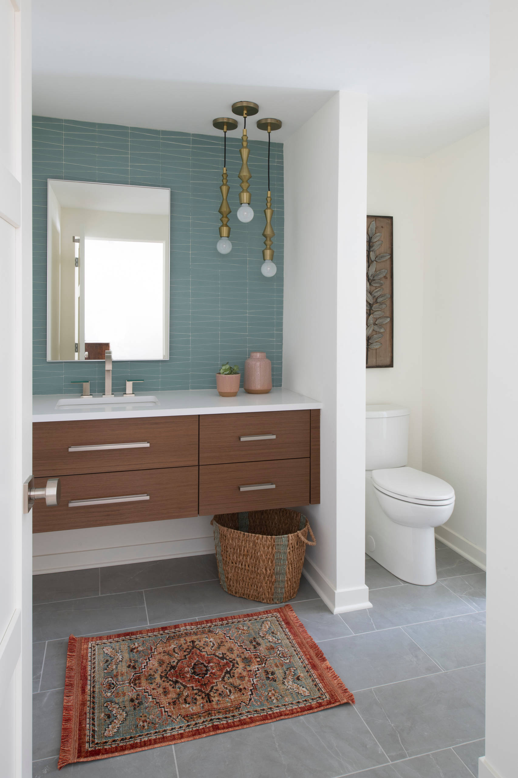 75 Beautiful Mid Century Modern Black And White Tile Bathroom