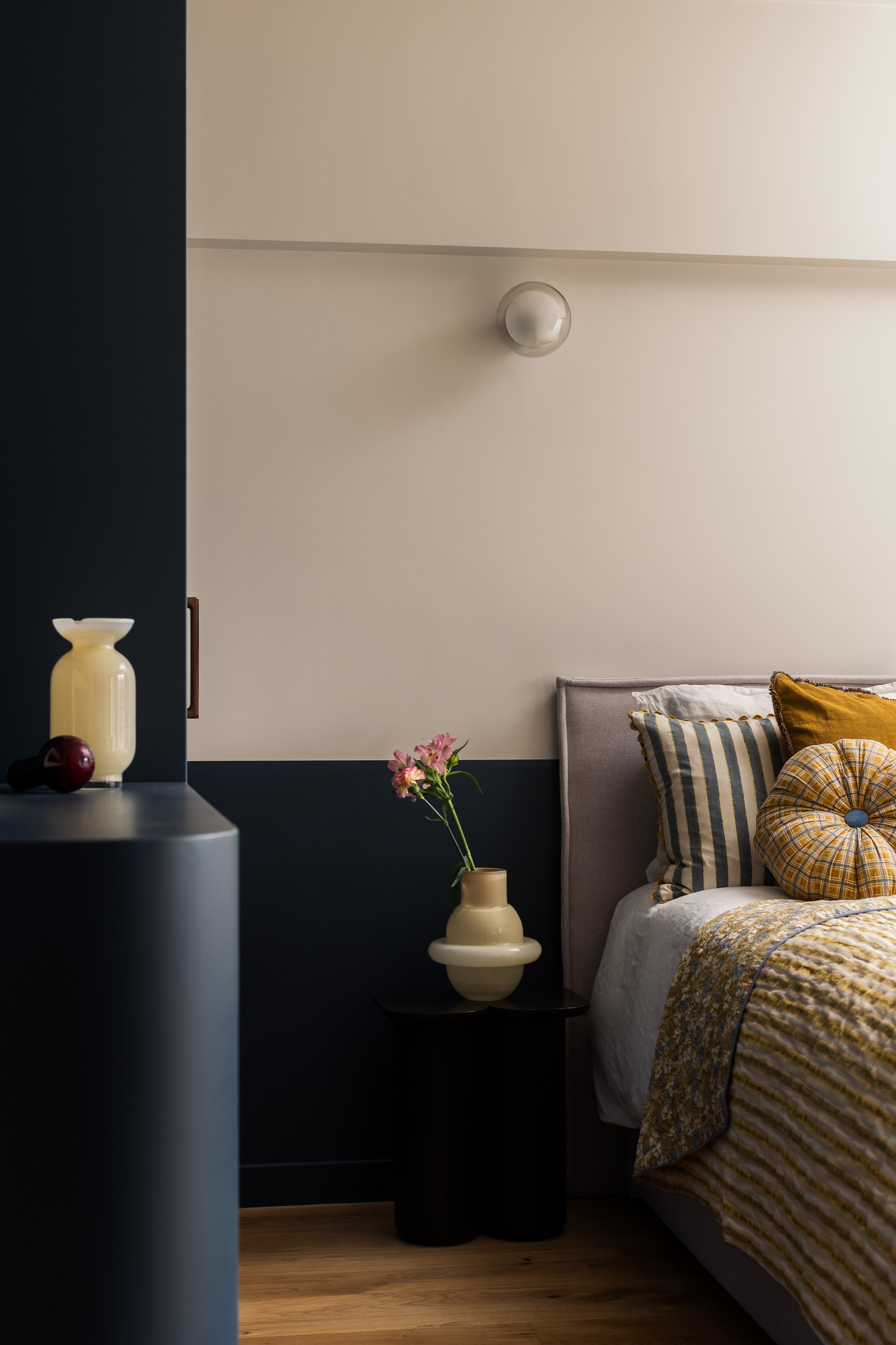 Réinventer les circulations dans un appartement parisien de 73 m² — Ménilmontant