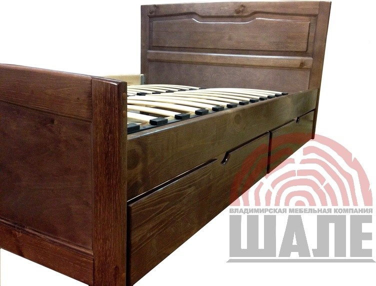 Кровати из массива сосны