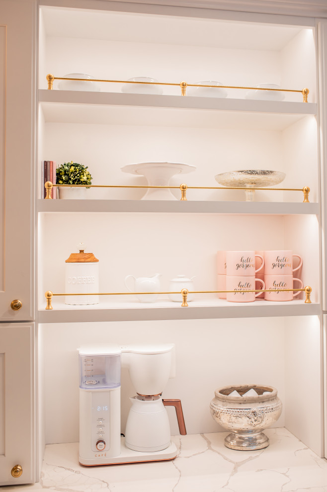 Inspiration for a transitional kitchen remodel in Baltimore