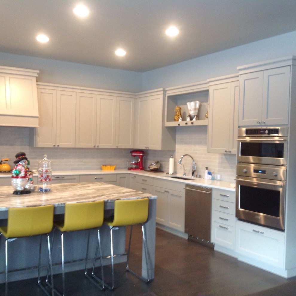 Kitchen - contemporary kitchen idea in Other