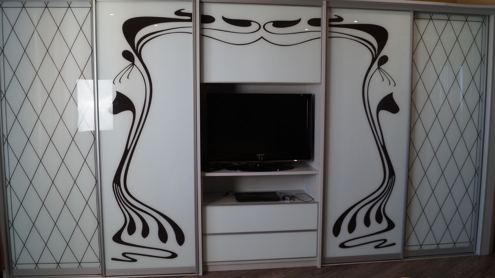 Шкафы, гардеробные