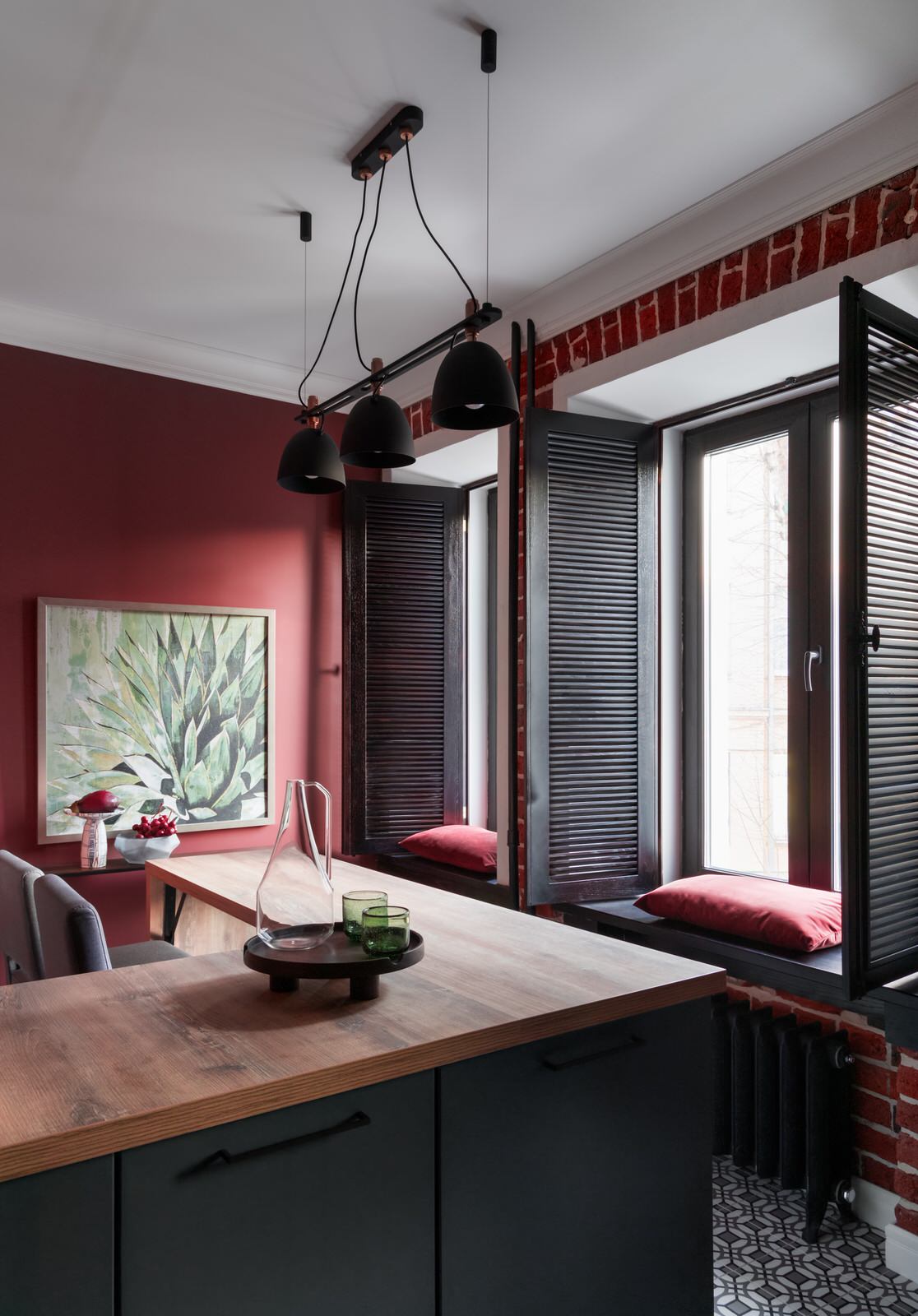 Квартира в старом жилом фонде в центре Москвы.