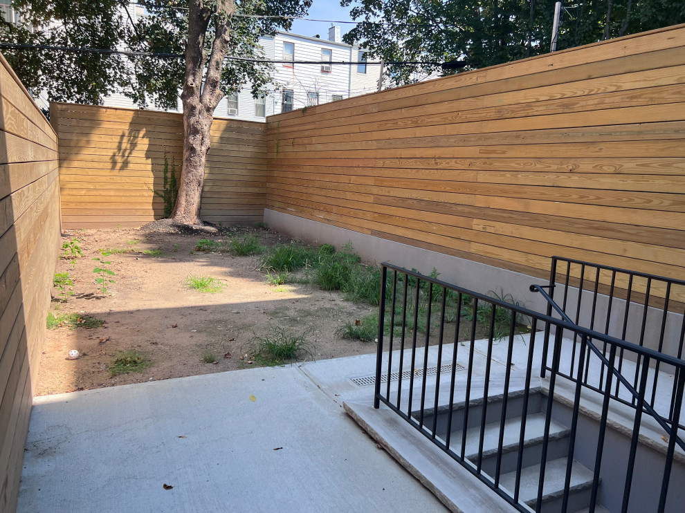 Greenwood front and back yard
