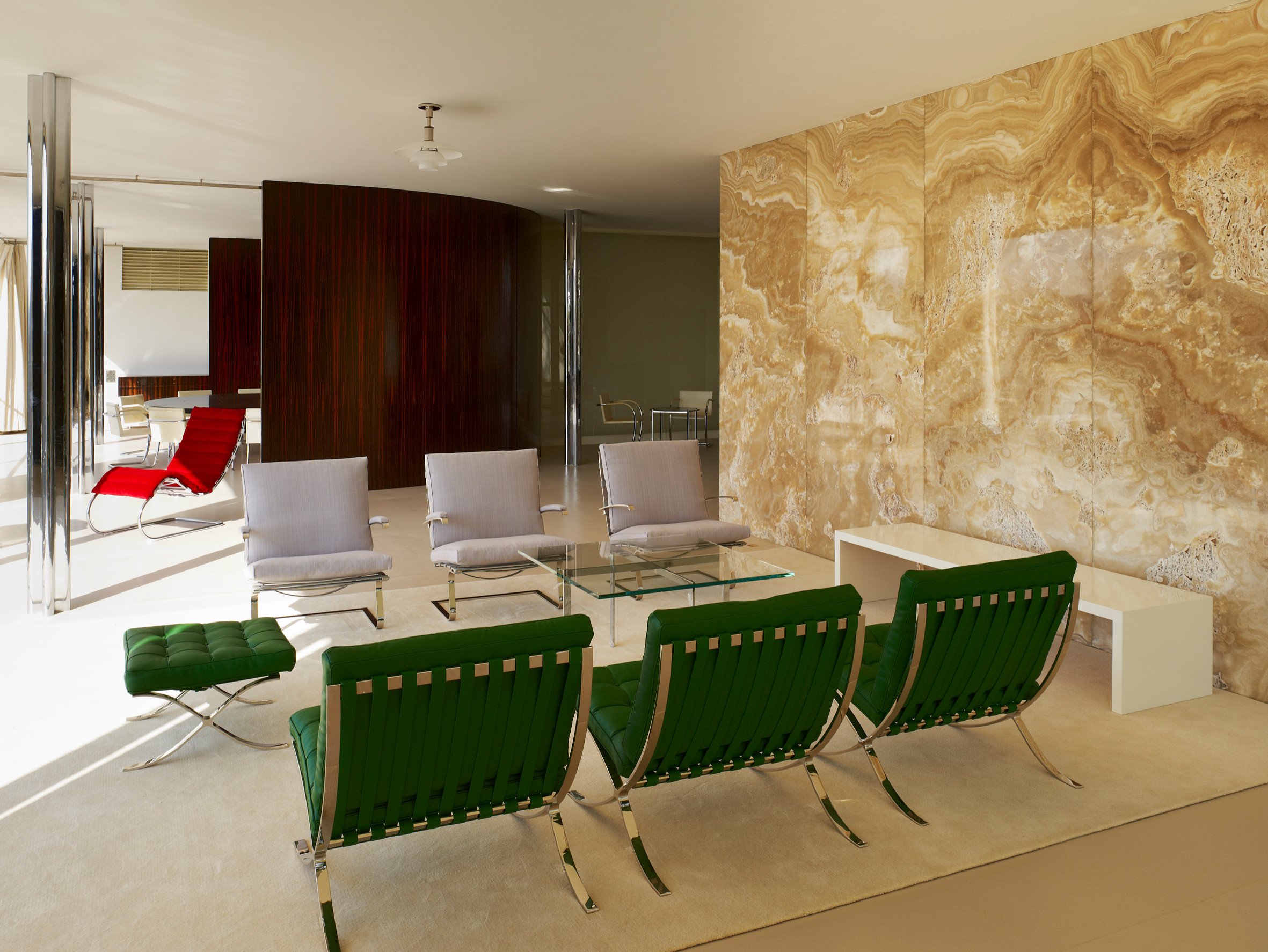 Must-Know Modern Homes: Mies van der Rohe's Villa Tugendhat