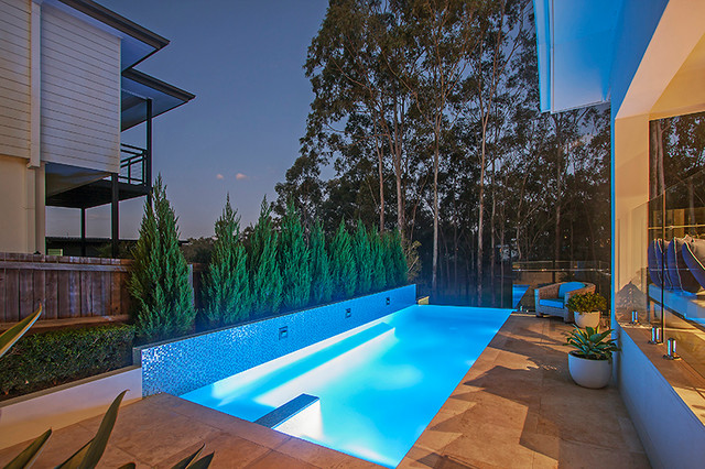 Brookwater 1 trendy-pool