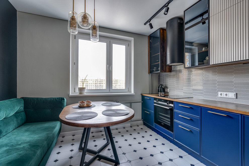 Современная синяя кухня