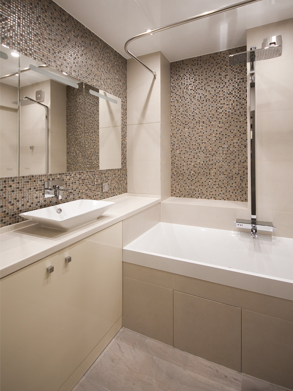 Гарибальди 87