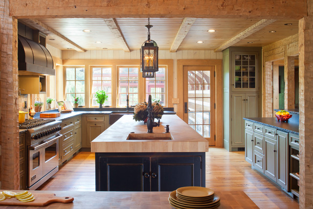 Country Retreat - Farmhouse - Kitchen - DC Metro - by Rill Architects