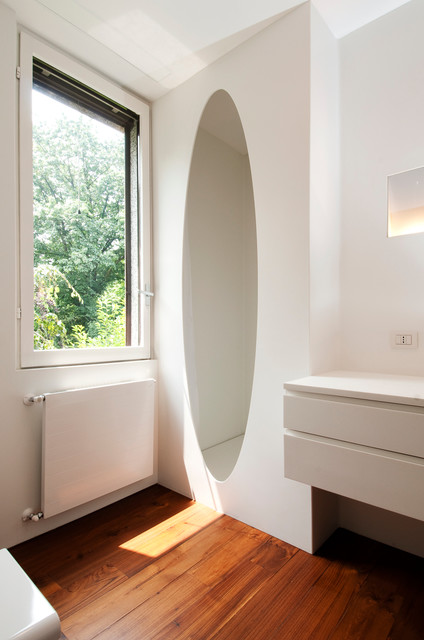 Private House contemporary-badrum