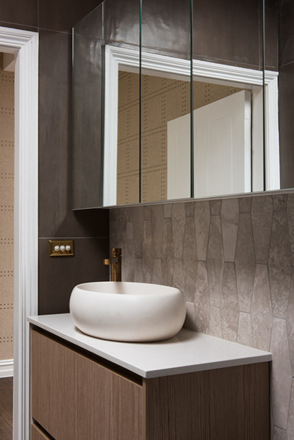 This is an example of a transitional bathroom in Melbourne.