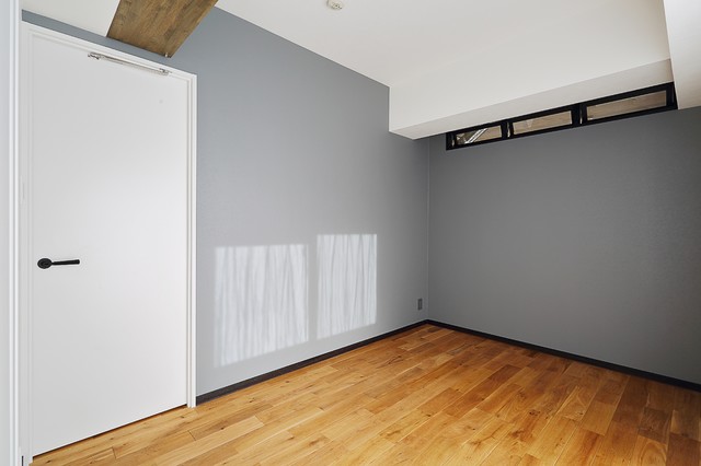 すべての空間に思いを込めて ディテールにこだわった理想の住まい Industrial Bedroom Tokyo By スリーエイト株式会社