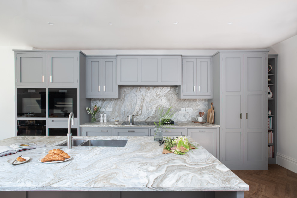 Walthamstow Inset Handle Shaker Kitchen Transitional Kitchen